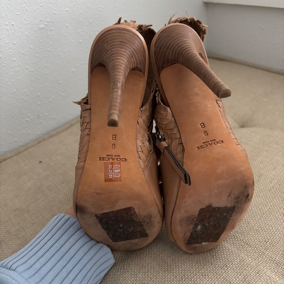 Coach Julie Tan Woven Leather Peep Toe Stiletto Heels Size 9 - Picture 6 of 9
